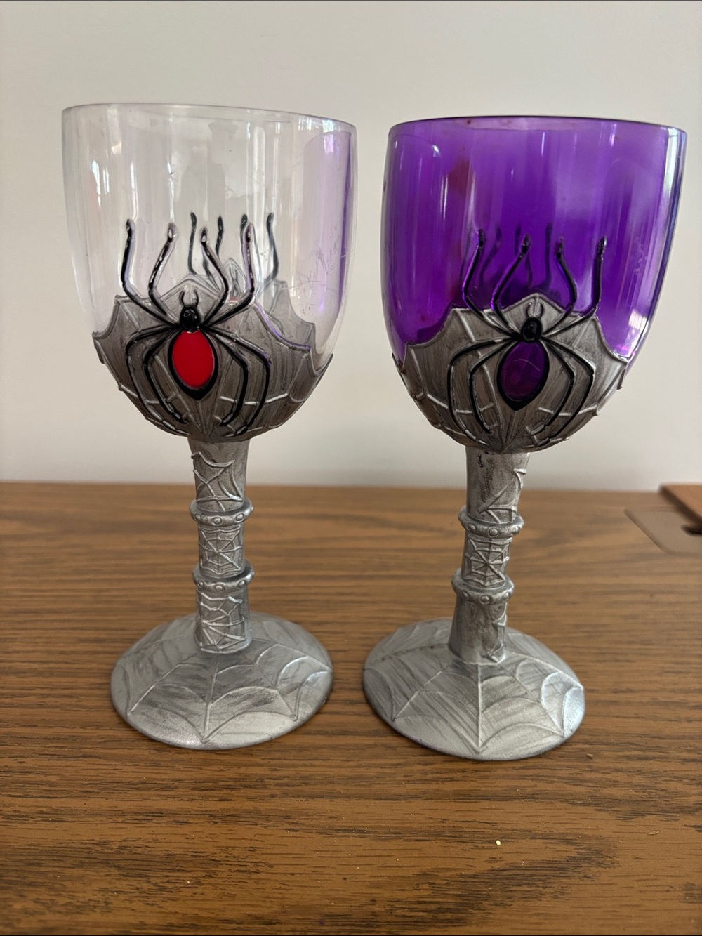 Halloween Spider Goblet Set - Purple and Clear Decorative Wine Glasses